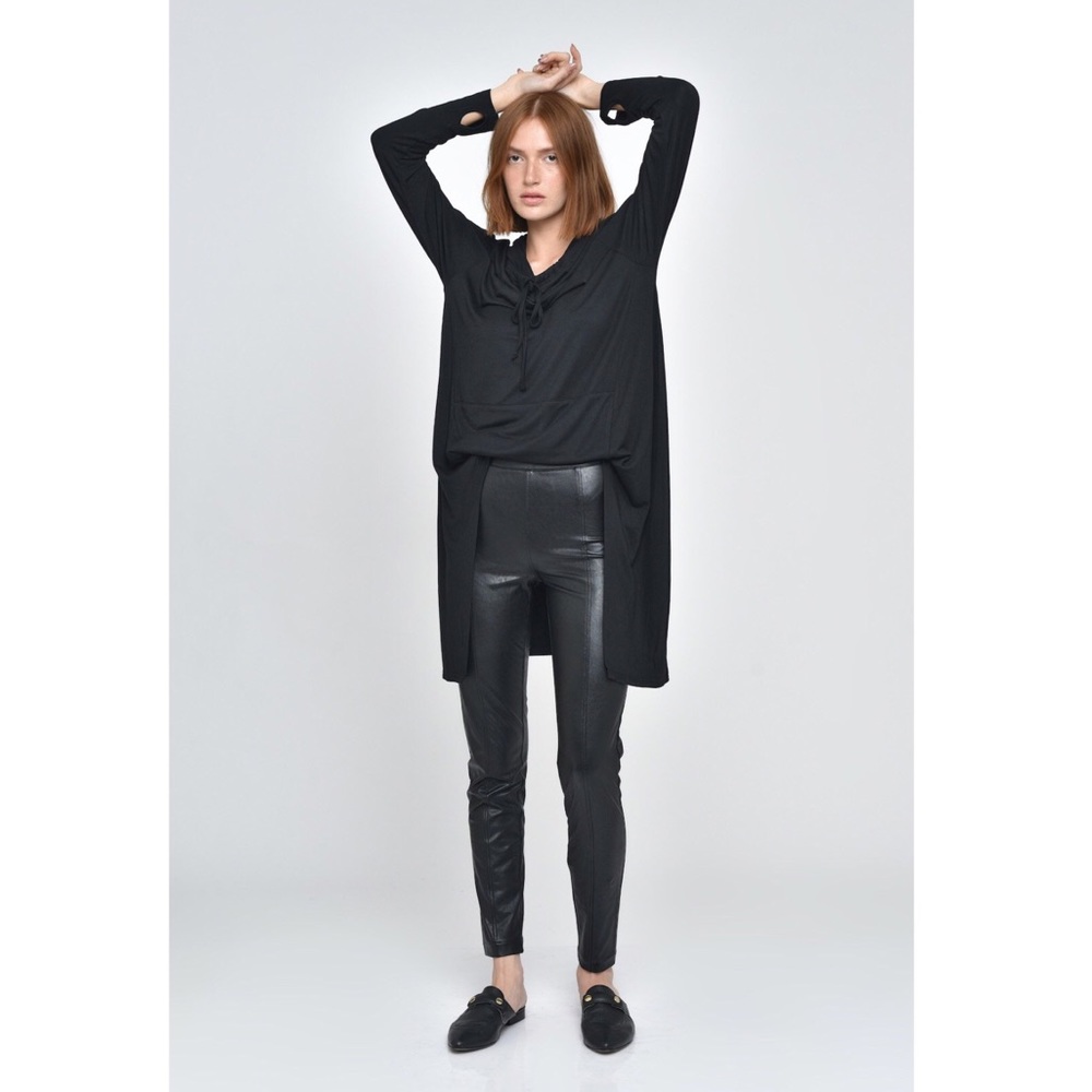 NWT RUTI Alamo Hooded Tunic in Black